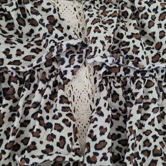 women's top Love change cheetah print tan top size small - Picture 4 of 4